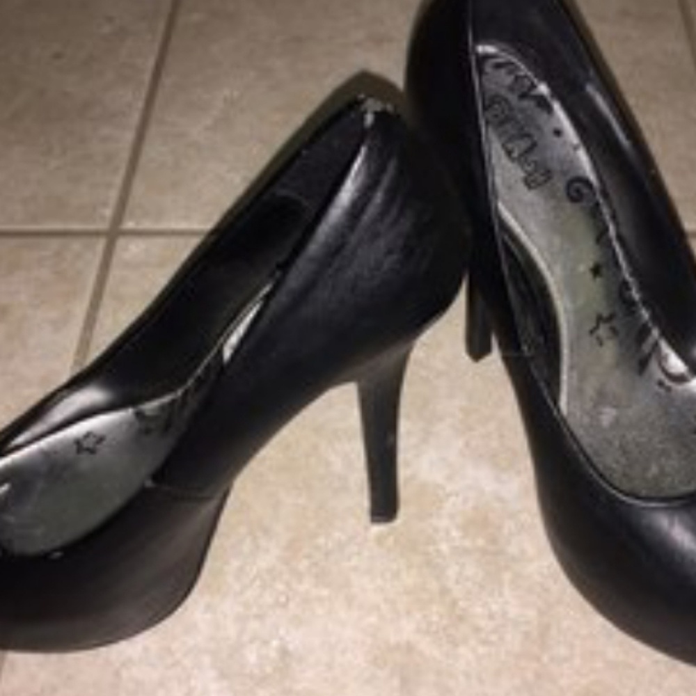 Brash shoes